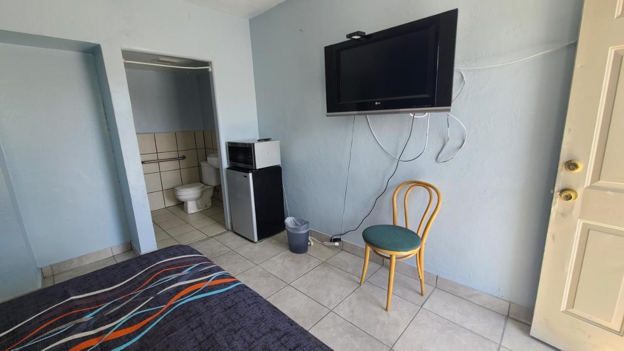 Green Spot Motel Викторвилл Экстерьер фото