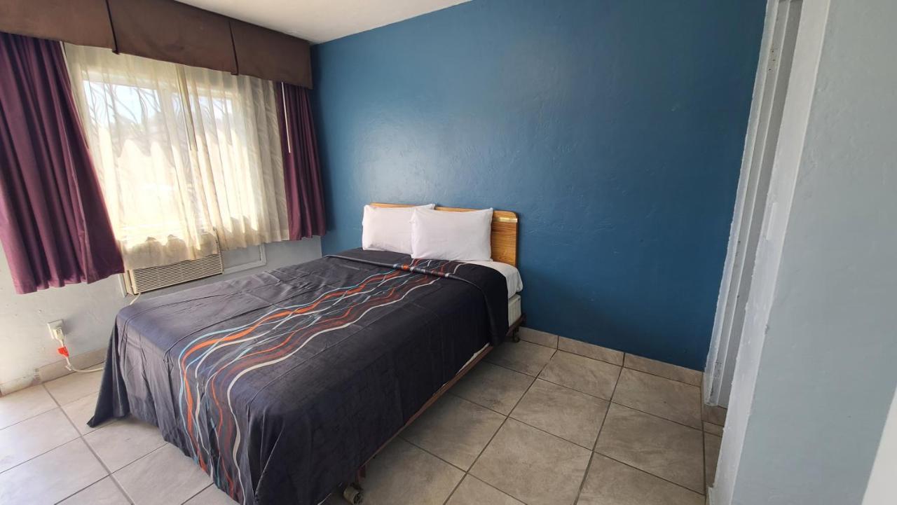 Green Spot Motel Викторвилл Экстерьер фото